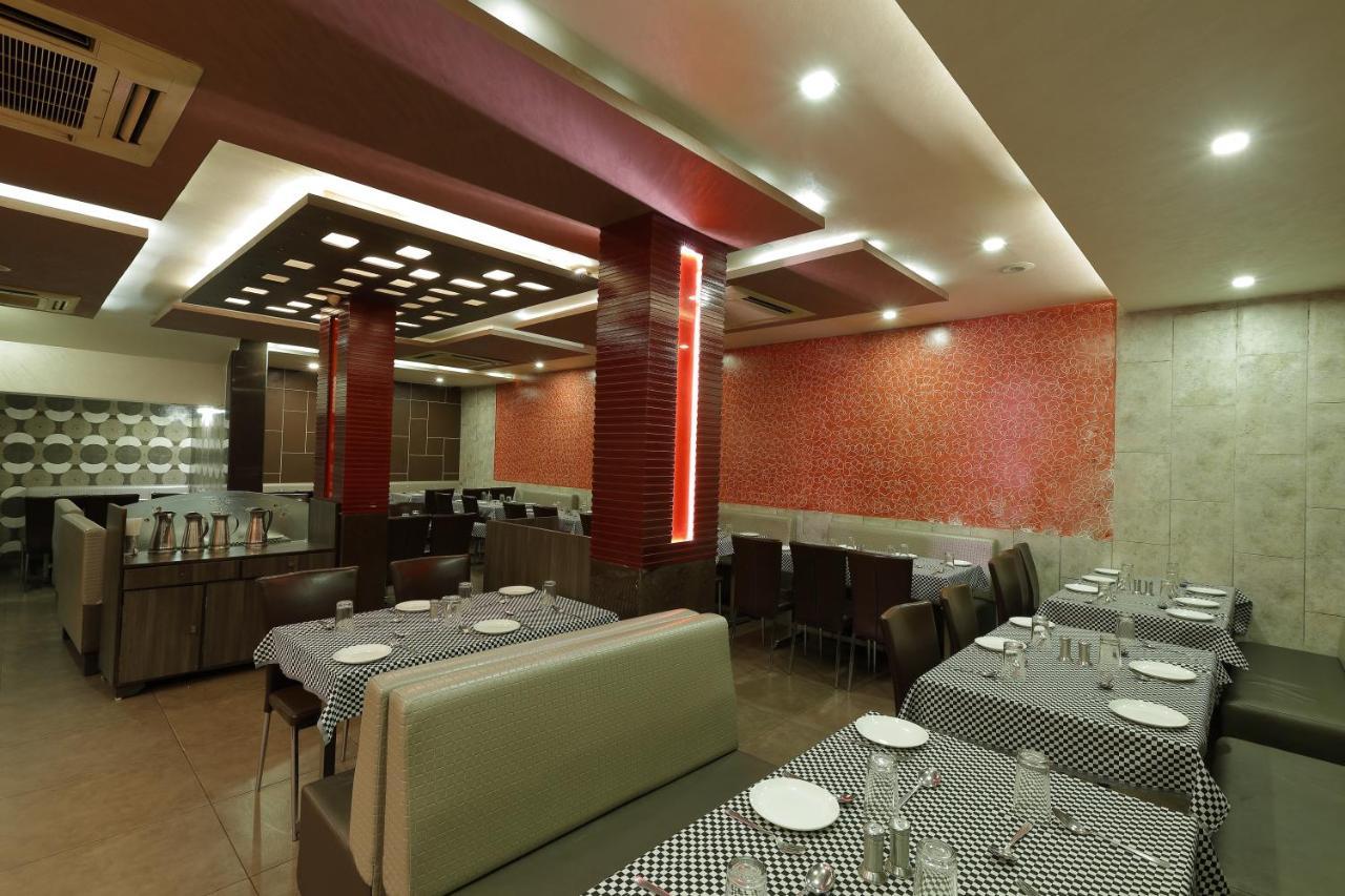 Hotel Good Night Ahmedabad Exterior photo